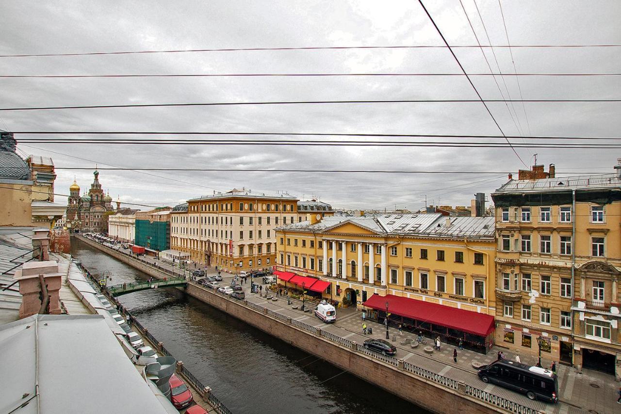 Apartment-Studio At The Savior On Spilled Blood Saint Petersburg Exterior photo