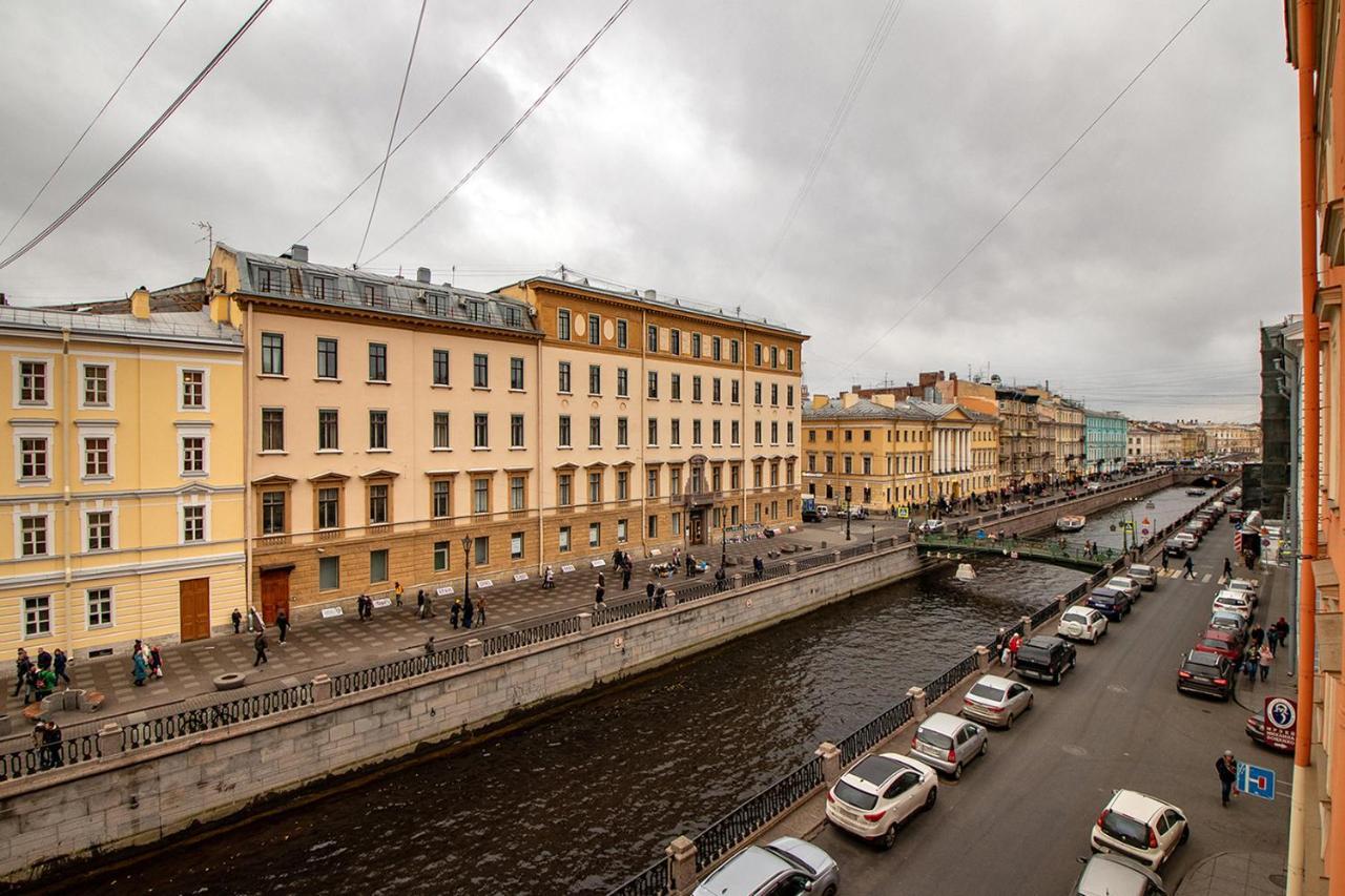 Apartment-Studio At The Savior On Spilled Blood Saint Petersburg Exterior photo